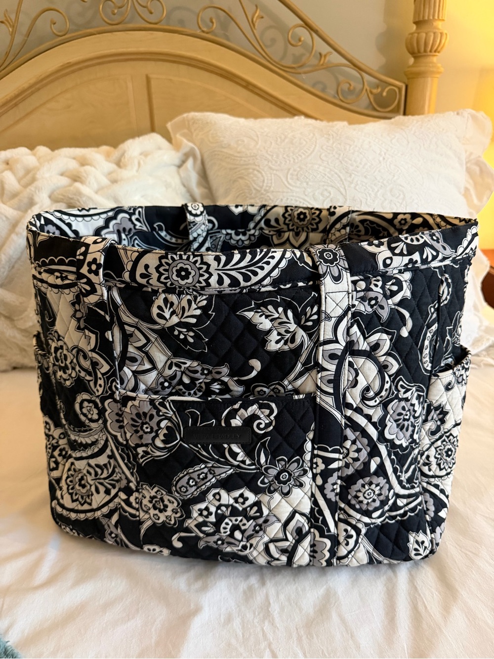 Vera Bradley Black and White Quilted Tote Organizer